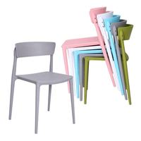 Chaise de salle à manger moderne en polypropylène (PP), empilable, en plastique