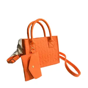 Mode Handtas Voor Meisjes Nieuwe Effen Kleur 2-delige Vierkante Tas Met Zakje Koreaanse Vilt Draagtas