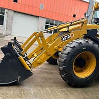 Chargeuse-pelleteuse JCB 4CX d'occasion, machine de terrassement, excavatrice, chargeuse-excavatrice, rétro-excavatrice JCB 4CX à vendre