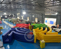 Jeu d'arène de labyrinthe gonflable de parcours d'obstacles étourdi jeu multijoueur de Machine rotative gonflable commerciale gonflable
