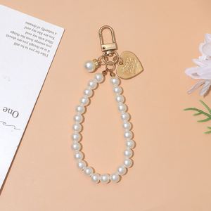Cute Pearl <b>Shell</b> Love Keychain Beaded Bracelet Mobile Phone <b>Ornaments</b> Bag Charm Creative Car Key Accessory - Product Image 5