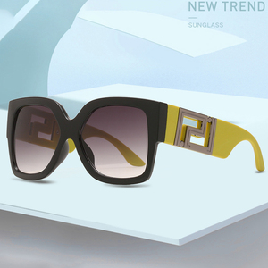 Super Hot Eyewear 2022 Modemerk Designer Zonnebrillen Grote Vierkante Oversized Shades Zonnebril - Product Image 3