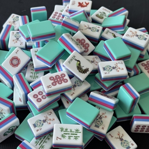 Nouvel ensemble <span class=keywords><strong>de</strong></span> mahjong personnalisé <span class=keywords><strong>de</strong></span> style chinois, 160 tuiles avec motif encre <span class=keywords><strong>de</strong></span> Chine et gravure <span class=keywords><strong>de</strong></span> logo, pour acheteurs en gros directement - Product Image 5