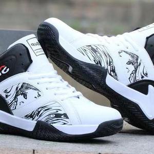 Chaussures de basket pour hommes en cuir PU, style haute tige et semelle épaisse, tendance printemps-été, vente en gros. - Product Image 5