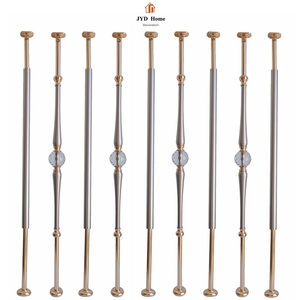 Balustrade d'escalier élégante en alliage d'aluminium et de magnésium avec boule acrylique avec <span class=keywords><strong>fixateur</strong></span> supérieur et pièces d'escalier de repas de chaussure de base en gros - Product Image 2