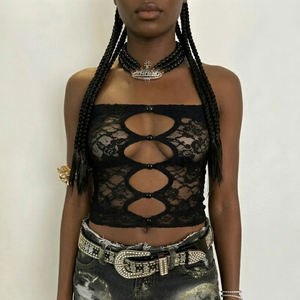 Top Corto Sexy con Encaje y Aberturas, Botones al Frente, Estilo Versátil y Moderno para Chicas a la Moda - Product Image 3