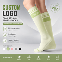 Chaussettes de compression pour femmes, chaussettes de sport pour la course à pied, logo personnalisé, fabricant OEM ODM, marque privée