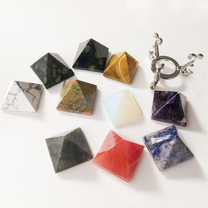 Bán Sỉ Đá Tự Nhiên Thạch Anh Tinh Thể Thô Bán Sỉ Số Lượng Lớn Kim Tự Tháp Orgone 30 Mm Chữa Bệnh Vật Liệu Khác Nhau Kim Tự Tháp <span class=keywords><strong>3</strong></span> Cm - Product Image 6