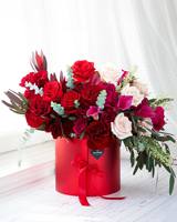 Boîte cadeau polyvalente à double couche pour arrangement de fleurs, fraises et chocolats, avec design personnalisé