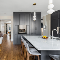Lemari Dapur Modular Gaya Nordik dengan Cat Matte Premium, Penyimpanan Luas, dan Pintu Soft Closing untuk Apartemen