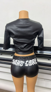Nuovi Completi Trendy da <span class=keywords><strong>Donna</strong></span>: Giacca Corta in <span class=keywords><strong>Pelle</strong></span> PU Nera + <span class=keywords><strong>Pantaloncini</strong></span> Abbinati, Set Sexy in Due Pezzi in <span class=keywords><strong>Pelle</strong></span> per Abbigliamento Femminile - Product Image 5