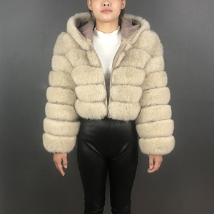 Manteaux <span class=keywords><strong>Femme</strong></span> en Fourrure Véritable, Veste en Fourrure de Renard Naturelle à <span class=keywords><strong>Capuche</strong></span> Amovible, Personnalisation et Vente en Gros - Product Image 3
