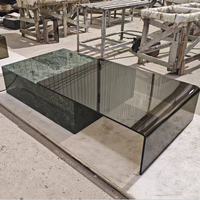 Table basse de salon de luxe moderne en marbre vert et verre trempé pour la maison ou la villa