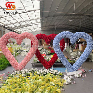 Décoration de mariage pour la Saint-Valentin, fond de scène en fleurs d'hortensia roses, arche florale en forme de cœur - Product Image 6