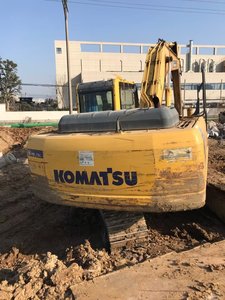 รถขุดตีนตะขาบ Komatsu PC200-8 มือสองของแท้จากญี่ปุ่น น้ำหนัก 20 ตัน ระบบไฮดรอลิก ขาย - Product Image 4