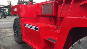 Montacargas Mitsubishi Fd250 de 25 Toneladas de Segunda Mano en Buen Estado, Bajo Precio, Montacargas Diésel Japonés con Mástil de Tres Etapas - Product Image 6