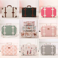 Vente en gros d'usine Vintage et mignon bagage à main pendant la nuit Mini valise de coffre en cuir à roulettes avec bandoulière