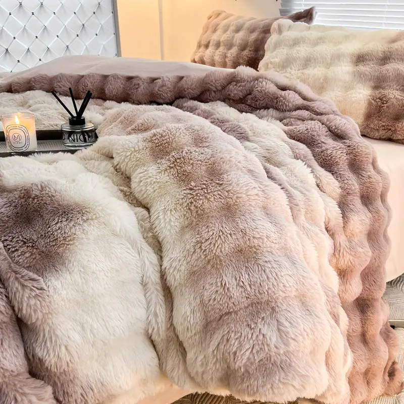 OEM ODM multi colors chunky furry warm comfortable thick tufted polyester knitted blankets for winter