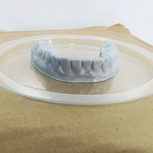 เครื่องผลิตรีเทนเนอร์จัดฟันอัตโนมัติ เครื่องขึ้นรูปสุญญากาศสำหรับห้องปฏิบัติการทันตกรรม อุปกรณ์ขึ้นรูปด้วยแรงดัน วัสดุโลหะ - Product Image 4