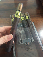 Vente en Gros Afrique Grande Vente Longue Durée Boîte Cadeau Parfum Forme Cigare Coffret Parfum 4 en 1 Bois de Oud Cigare pour Hommes Parfum