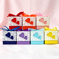 Boîtes en papier jetables pliables avec laminage mat, doublure en éponge, forme double cœur pour bonbons, mariage, fête, cadeaux de baby shower