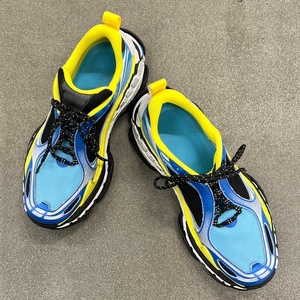 Zapatos de Diseñador de Alta Calidad en Cuero Genuino con Malla y Cordones, Antideslizantes, con Luz LED Track 3.0, Cómodos, Elegantes e Impermeables - Product Image 2