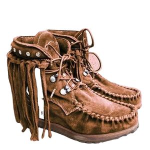 Novità Commercio Estero <span class=keywords><strong>Stivali</strong></span> Etnici da Donna in <span class=keywords><strong>Camoscio</strong></span> con Punta Tonda e Frange Stivaletti alla Caviglia <span class=keywords><strong>Bassi</strong></span> Spessi e Resistenti all'Usura - Product Image 1