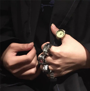 Orologio ad Anello Punk Luoyan, Mini Orologio al Quarzo da Dito, Anelli Regolabili Retrò per Coppie, <span class=keywords><strong>Regalo</strong></span> per Uomini e Donne - Product Image 5