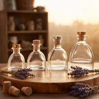 Bouteille diffuseur de parfum en verre triangulaire de luxe vide de 50 ml, 100 ml, 150 ml, 200 ml avec bouchon en liège pour aromathérapie – Vente en gros