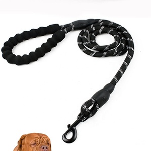 Fournisseur direct d'usine Accessoires <span class=keywords><strong>pour</strong></span> animaux de compagnie Corde de <span class=keywords><strong>paracorde</strong></span> réfléchissante <span class=keywords><strong>pour</strong></span> l'escalade <span class=keywords><strong>Laisse</strong></span> <span class=keywords><strong>pour</strong></span> <span class=keywords><strong>chien</strong></span> en nylon <span class=keywords><strong>Laisse</strong></span> <span class=keywords><strong>pour</strong></span> animaux de compagnie - Product Image 6