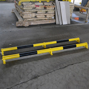 รั้วกั้นจอดรถเหล็กแบบเคลื่อนย้ายได้ สีเหลืองดำ ขนาด 100 มม. ทนทาน สำหรับป้องกันความปลอดภัยในที่จอดรถ - Product Image 2