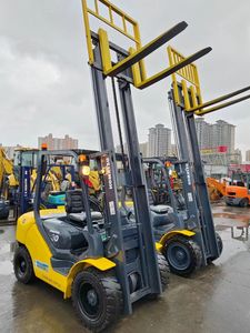 Carretilla elevadora diésel Komatsu FD30 a precio barato de segunda mano Carretilla elevadora Komatsu FD30 usada de alta calidad en buenas condiciones para la venta - Product Image 2