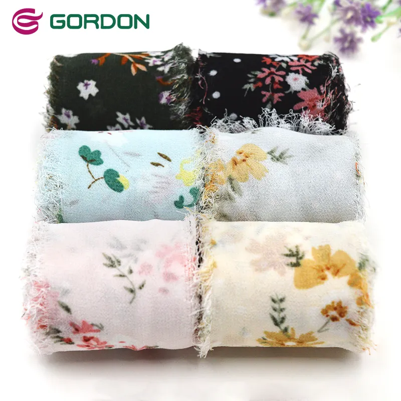 Gordon Linten 1 1/2 "Custom Logo Hand Gescheurd Gerafeld Rand Chiffon Lint Ruwe Rand Zachte Organza Franje Ruban Voor Geschenkverpakking