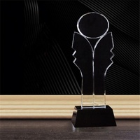 Trofeo de Cristal Transparente Hecho a Mano en China, con Logotipo Personalizado Grabado, Diseño Piramidal, para Deportes, Videojuegos y Moda, con Caja de Regalo, Venta al Por Mayor