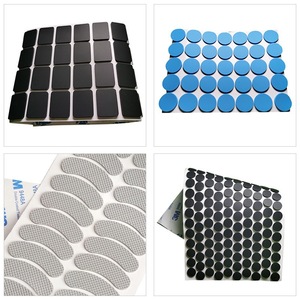 Pies de silicona autoadhesivos de <span class=keywords><strong>goma</strong></span> Pies de <span class=keywords><strong>goma</strong></span> antideslizantes cuadrados para ordenador portátil - Product Image 4