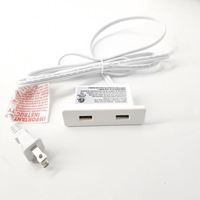 Alimentation du concentrateur USB carré Standard US 5V 2.1A avec prise polaire SPT-2 cachée dans le chargeur 2USB-A 1USB-C encastré dans le bureau