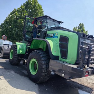 รถตักล้อยางไฟฟ้า XC958EV PRO แบบไร้การปล่อยมลพิษ บุ้งกี๋ขนาด 3 เมตร พร้อมระบบ PLC และชิ้นส่วนเกียร์ แบตเตอรี่ลิเธียม 345 กิโลวัตต์ รัศมีวงเลี้ยวสั้น - Product Image 5
