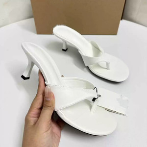 Sandales à entre-doigts pour femmes - Sandales à talon fin à bout rond, style à enfiler, sexy, pour femmes - Product Image 2