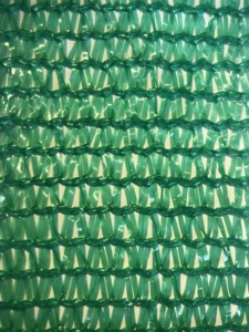 ตาข่ายบังแดด HDPE + UV สำหรับใช้งานกลางแจ้ง 30gsm-150gsm สำหรับตลาดอเมริกาใต้ - Product Image 4