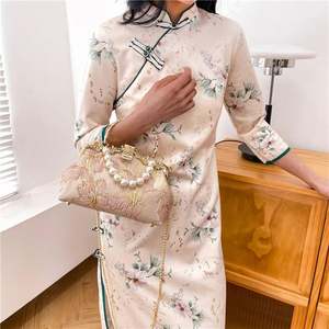 Bolsas de Mão de Luxo para Mulheres com Bordado de Pérolas e Flores, Estilo Chinês, Bolsa Clutch Brilhante para Casamento - Product Image 1