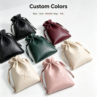 Vente en gros de sacs à cordon en cuir PU avec logo personnalisé sac à poussière noir étanche pour le stockage de bijoux cadeaux câble de données réutilisable