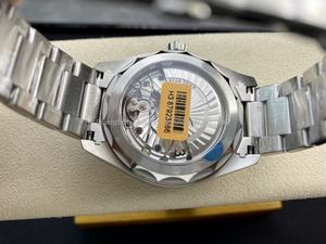 Reloj de Buceo Mecánico de Calidad 5A, 43 mm, Movimiento VS Factory 8900, 24 Horas, Correa de Acero Inoxidable y Caucho, Esfera Azul, GMT, 50 bar - Product Image 5