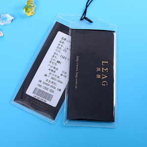 Étiquettes suspendues en papier épais 700 g/m² <span class=keywords><strong>Holland</strong></span> <span class=keywords><strong>White</strong></span> avec estampage doré et trou métallique - Product Image 5