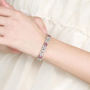 Lujo Esmeralda corte 1CT VVS1 GRA Moissanite trébol <span class=keywords><strong>de</strong></span> cuatro <span class=keywords><strong>hojas</strong></span> flor tenis cadena pulseras 925 joyería <span class=keywords><strong>de</strong></span> plata esterlina para regalo - Product Image 6