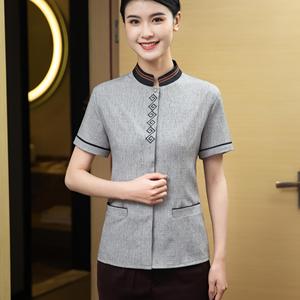 Chemise <span class=keywords><strong>de</strong></span> Travail Unisexe Personnalisable pour Personnel Hôtelier, Serveurs, et Services d'Entretien – Uniforme <span class=keywords><strong>de</strong></span> Nettoyage pour Hôtels et Espaces Publics avec Logo Brodé - Product Image 5