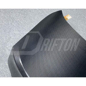 Ahora en stock: Tapa de maletero trasera de fibra de carbono ligera estilo M2 Factory para BMW G87 M2 de alta calidad - Product Image 4