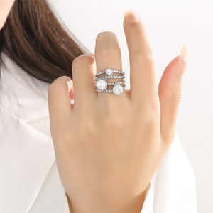Anillo Grueso de Oro Estilo Hip Hop, Anillos de Dedo Personalizados de Acero Inoxidable con Circonita - Product Image 6