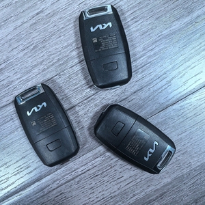 Chìa khóa điều khiển từ xa Soluto Flip 2 nút 433MHz 95430-H7300 MK3 95430-H7300 Các bộ phận và linh kiện thân xe khác - Product Image 5