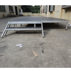 Escenario Portátil para Exteriores con Estructura de Aluminio, Patas de Altura Ajustable, Fácil Montaje y Plataforma Antideslizante para Actuaciones Musicales - Product Image 1