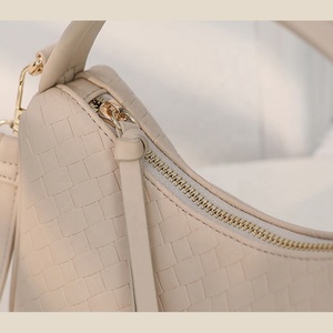 Bolsos de Mano de Moda para Mujer, Bolsos de Hombro de Piel Sintética, Bolsos de Hombro para Mujer, Colección Tejida, Bolso Tipo Hobo - Product Image 3